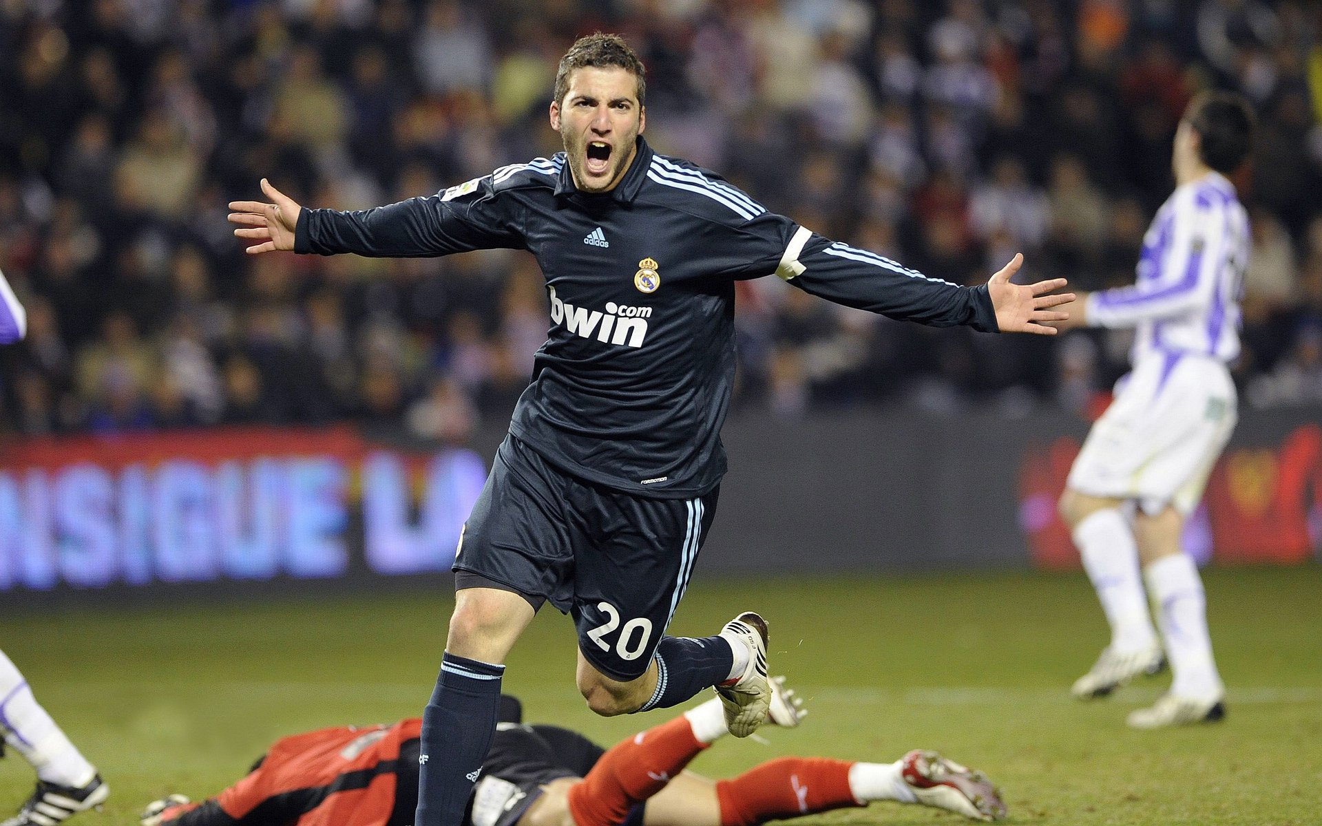 未来趋势:联盟战术策略的新方向,联盟未来市场